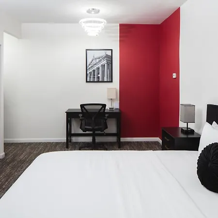 Ramada By Wyndham Jersey City-2